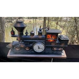 Vintage United Cast Metal Train Mantle Clock Lighted Locomotive Railroad Works!